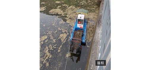 发往重庆垃圾打捞船